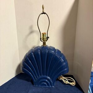 Vintage 70’s 80’s MCM Blue Ceramic Clam Shell Lamp Art Deco Revival Seashell
